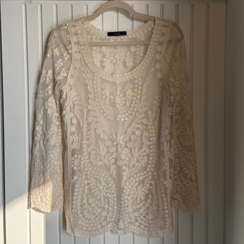Feminine Romantic Long Sleeve Lace Bohemian Top W/Scalloped Edge Western Chic